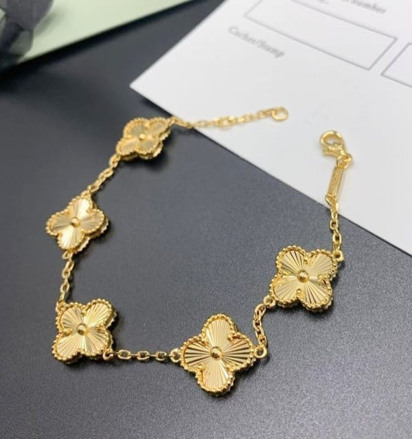 Branded Cloves Gold Bracelet